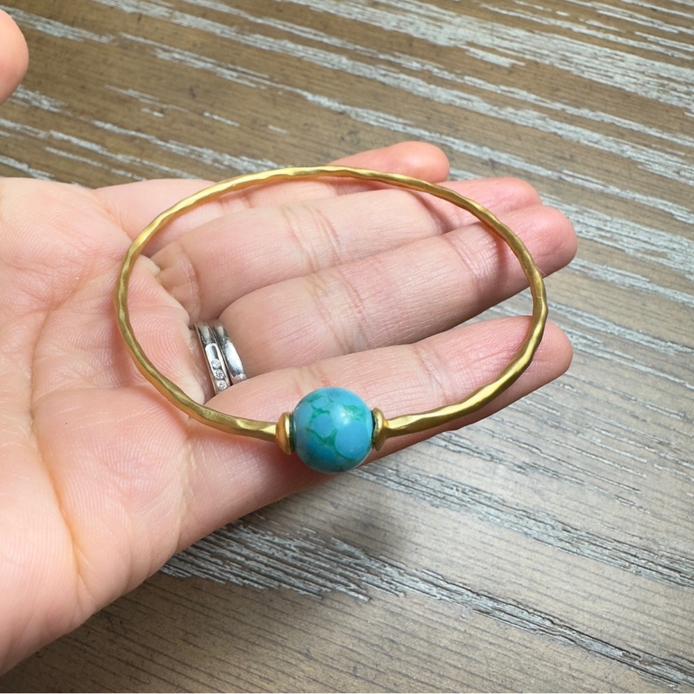 Gold Tone Bangle Bracelet